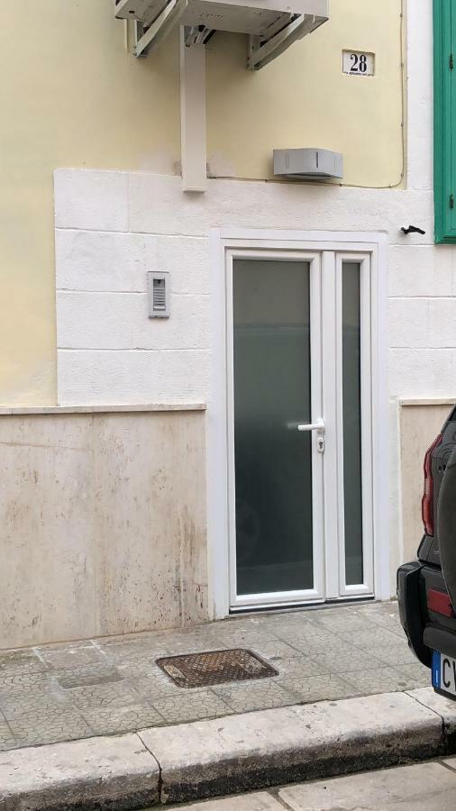 Antiche Mura E Poi *